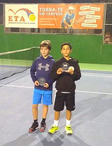 Read more about the article Tiago Valentim vence torneio sub 14 em Almada
